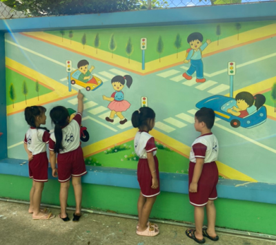 Trường Mầm non Hoa Mai với chương trình ‘Tôi yêu Việt Nam” năm học 2021- 2022.