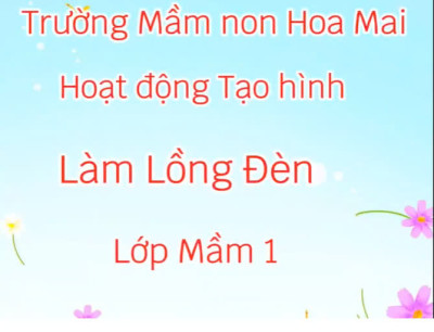 Các bé lớp Mầm 1 rước đèn trung thu cùng với cô và các bạn.