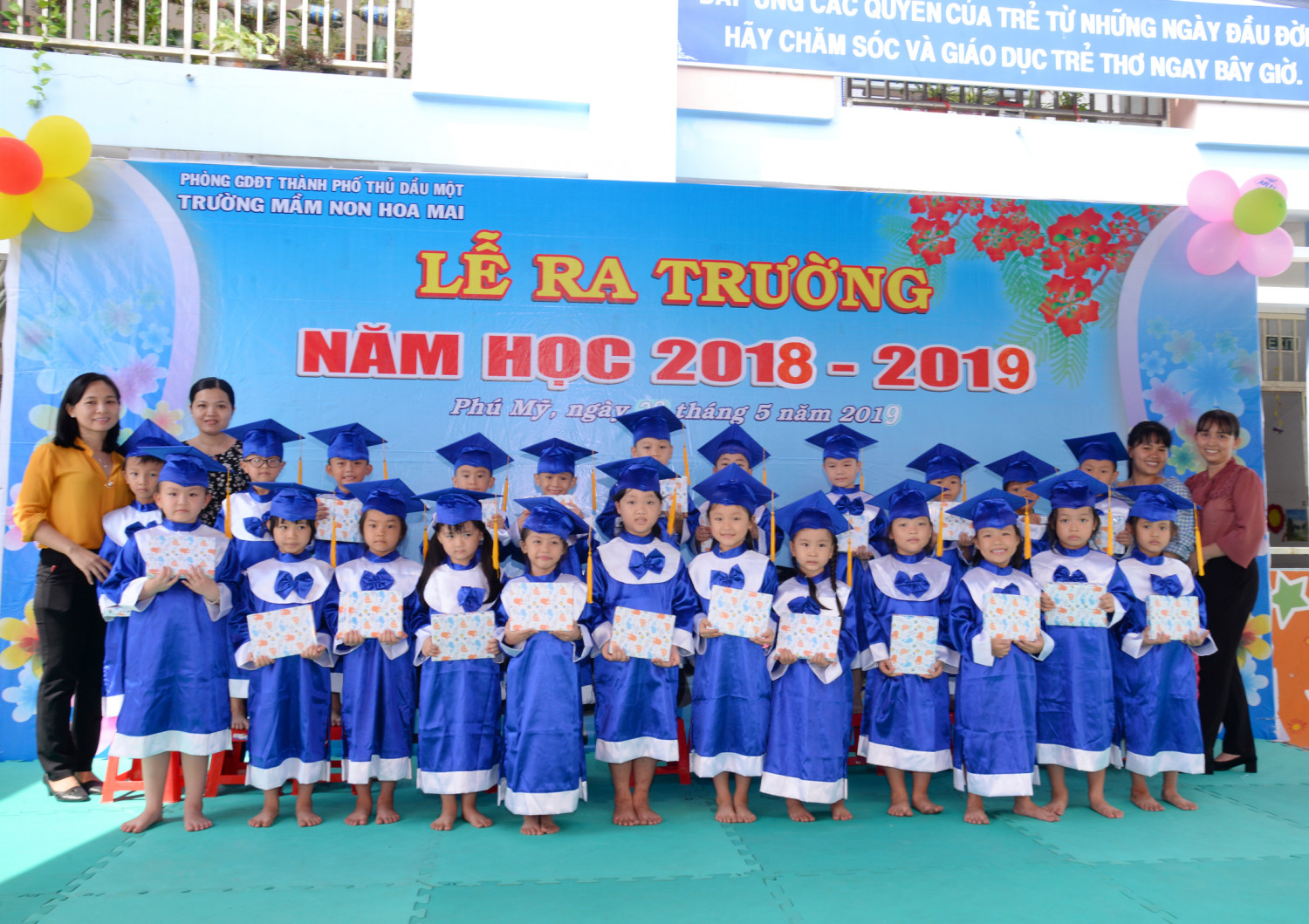 Lễ Tổng Kết Năm Học 2018-2019 Của Các Bé Trường Mầm Non Hoa Mai - Mầm Non  Hoa Mai